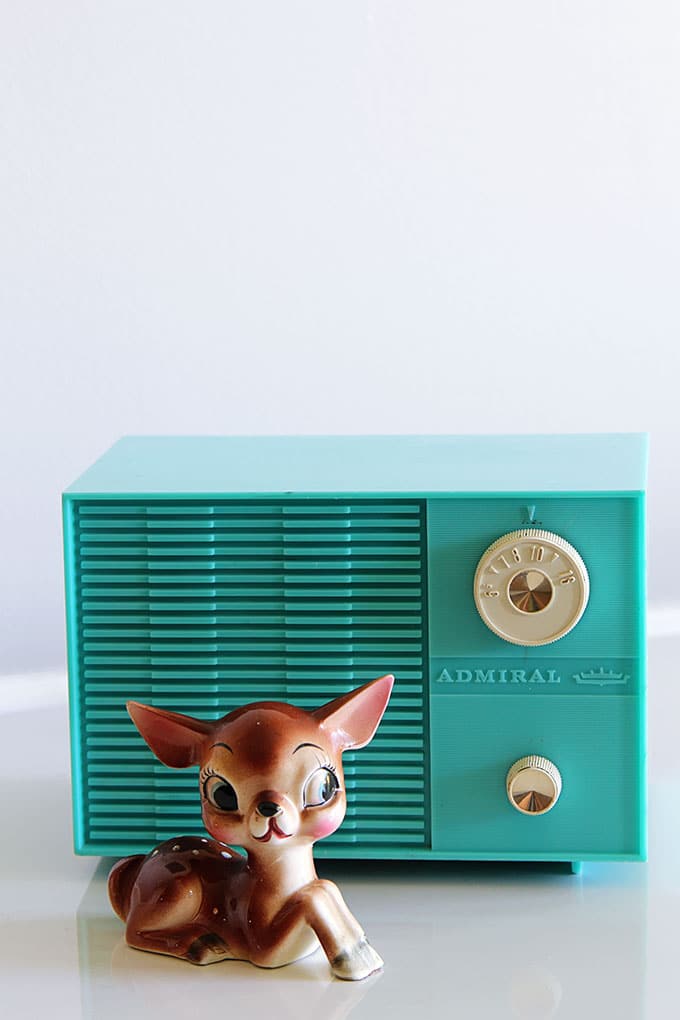 Aqua Admiral vintage radio 