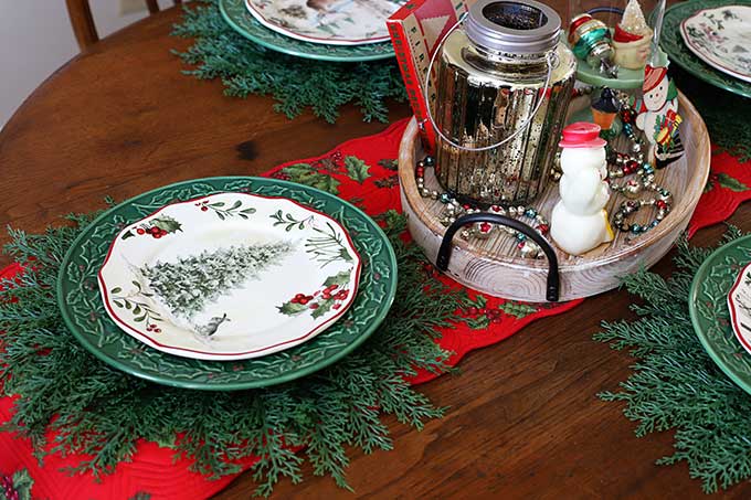 Better Homes And Gardens Christmas dinnerware