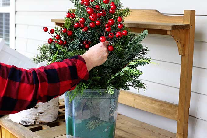using red crabapples in Christmas decoration