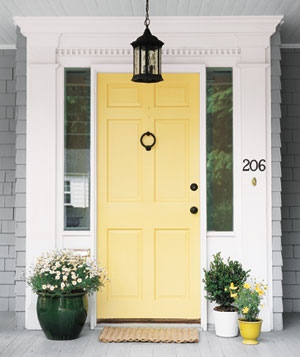 Benjamin Moore Hawthorne Yellow paint - favorite front door paint colors