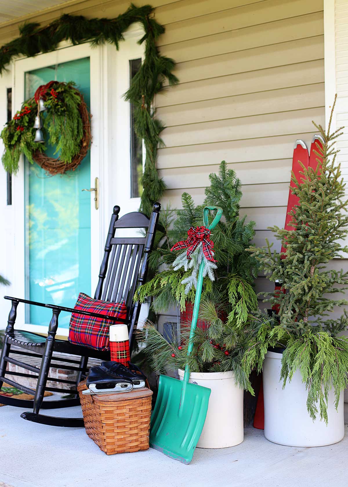 holiday porch decor