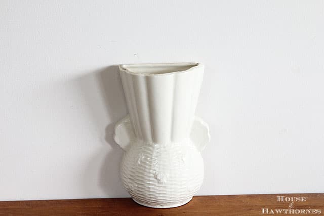 Vintage white vase shaped wall pocket along with other vintage yard sale finds at houseofhawthornes.com